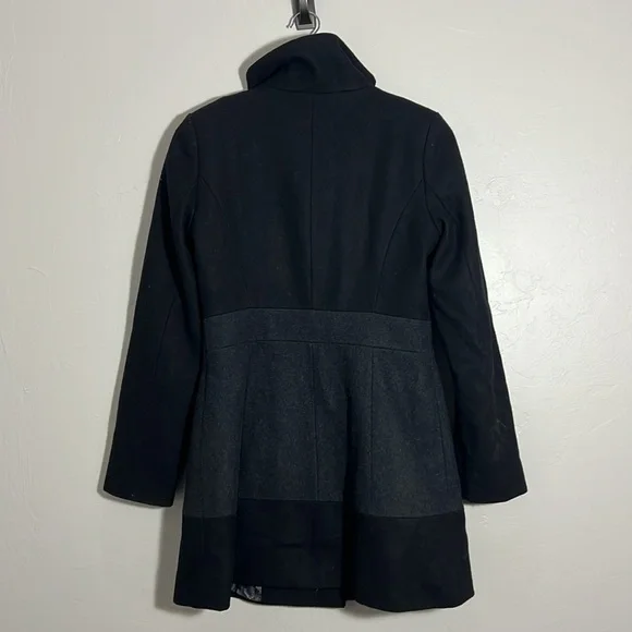 Guess Coat - Women’s S - Picture 2 of 12